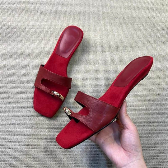 Damen Mules im modernen Metallic-Look mit verziertem Riemendesign EB