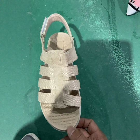 Damen Sportliche und bequeme Sandalen mit verstellbaren Riemen EB
