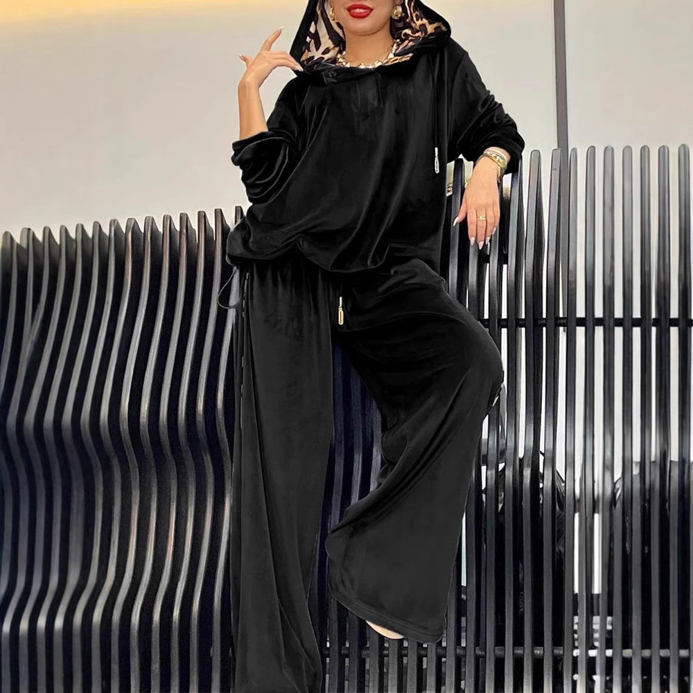 Damen Sportliches Loungewear-Set aus weichem Velours mit Kapuze EB