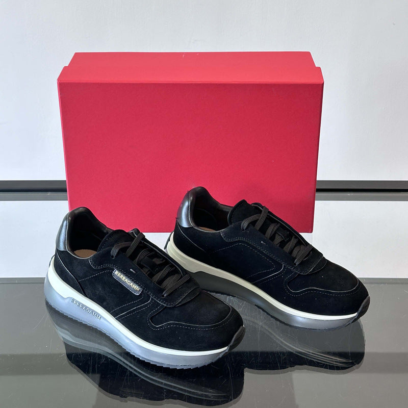 Damen Sportliche Sneakers mit rutschfester Laufsohle und hochwertiger Wildleder-Oberfläche EB
