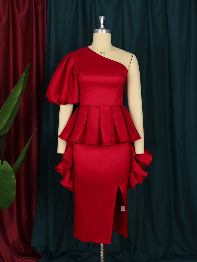 Damen Abendkleid mit asymmetrischem Saum und voluminösen Rüschendetails EB