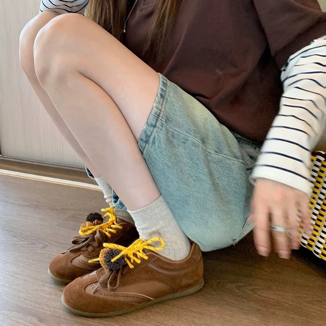 Damen Sneaker mit dekorativen Quasten und weichem Obermaterial EB