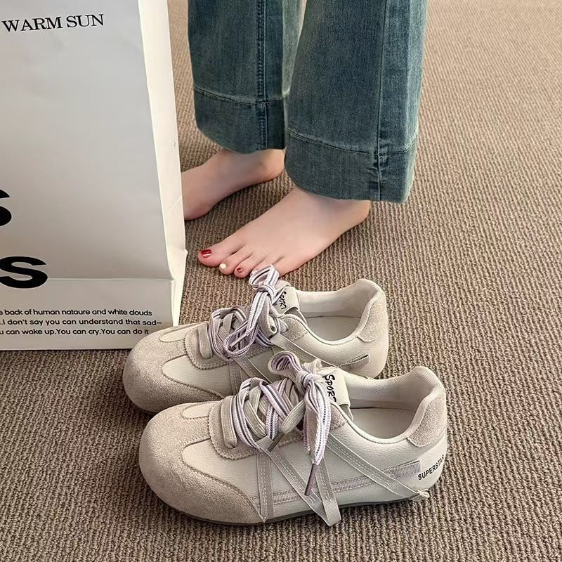 Damen Modische Sneaker mit innovativer Schnürung und atmungsaktiver Innenstruktur EB