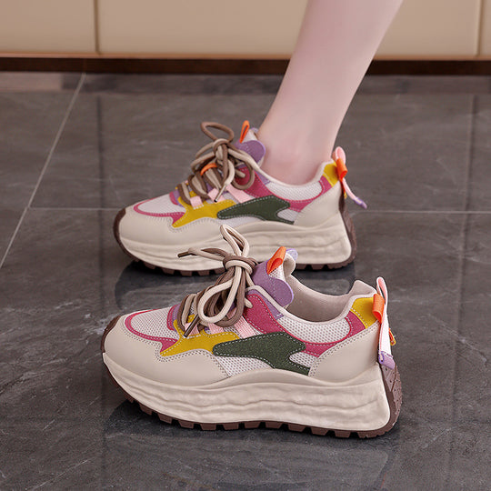 Damen Sportliche Chunky Sneakers mit elastischem Schnürsystem und farbenfrohen Akzenten EB