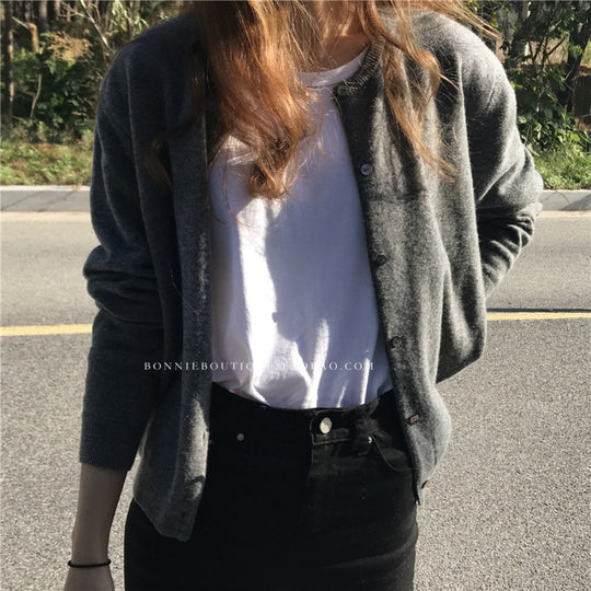 Damen kuschelige Strickjacke mit feiner Textur und Knöpfen EB