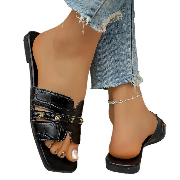Damen Elegante und bequeme Mules mit edlen Verzierungen EB