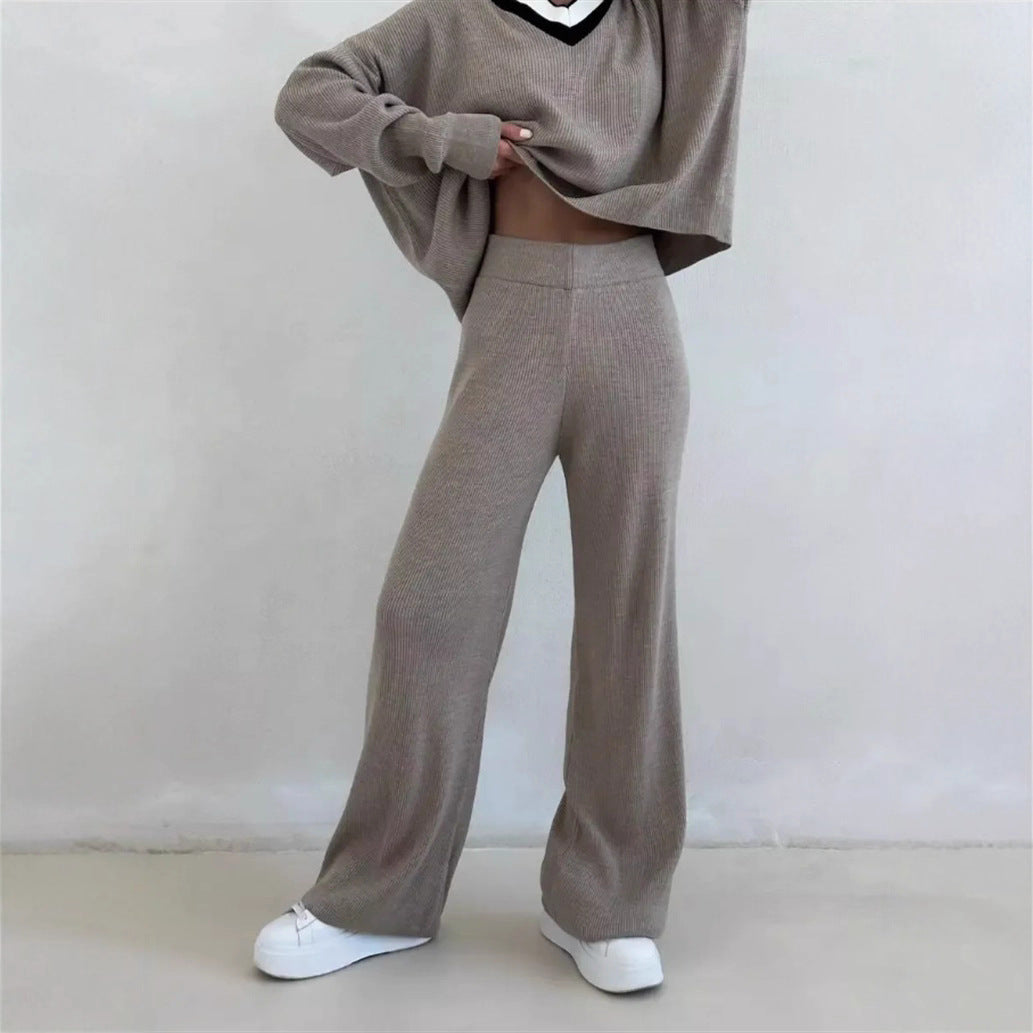 Damen gemütlicher V-Ausschnitt Pullover mit gestreiftem Kragen EB