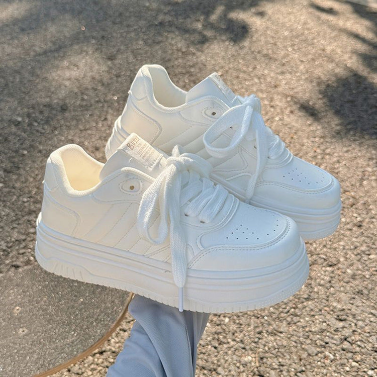 Damen Sportliche Sneakers mit hochdämpfendem und atmungsaktivem Obermaterial EB