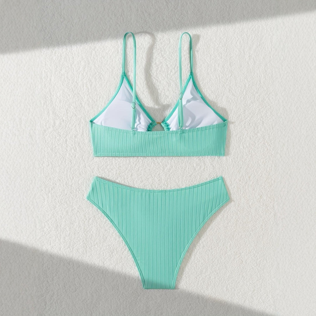 Damen Raffiniertes Bikinitop mit V-Ausschnitt und dekorativem Ring EB