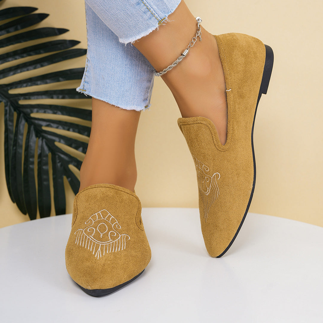 Damen Witzige Mokassins mit elegantem Lochmuster und modischem Detail EB