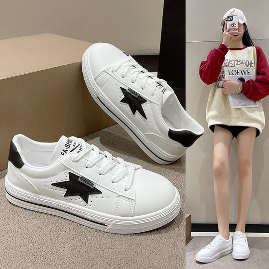 Damen Sneaker mit auffälligem Stern-Design EB