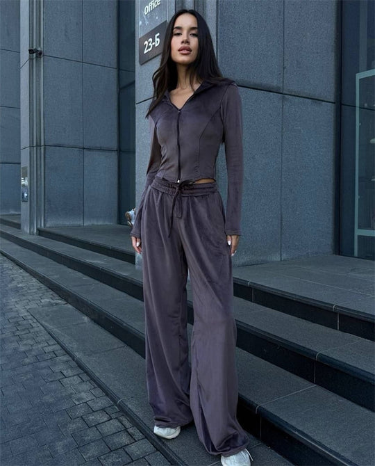 Damen Lounge-Set mit taillierter Kapuzenjacke und extraweiter Palazzo-Jogginghose EB