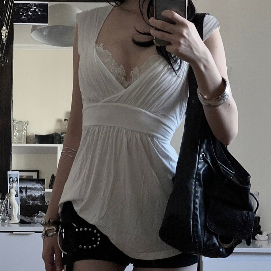Damenkleid mit raffinierter Spitzenapplikation und weich fließendem Stoff EB