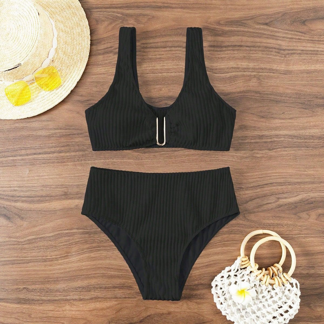 Damen Hochgeschnittener Bikini mit einzigartiger Rippstruktur EB