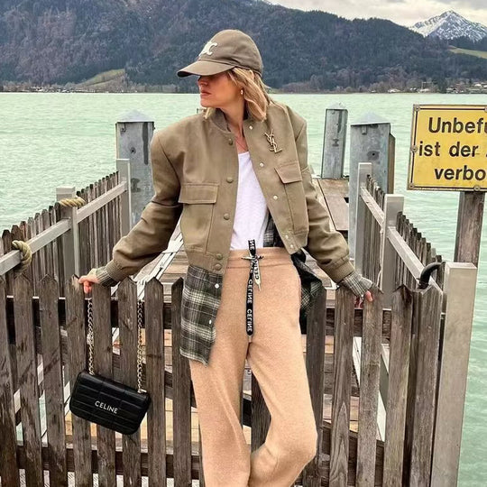 Damen modische cropped Bomberjacke mit großen Pattentaschen EB