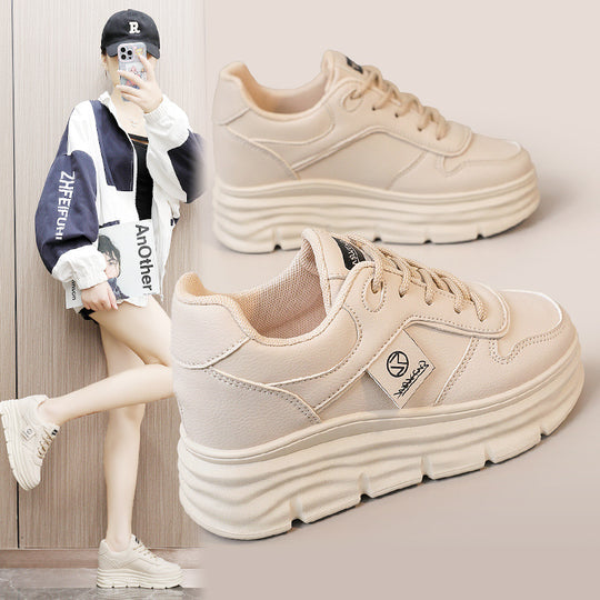 Damen Chunky Sneakers mit dämpfendem Sohlenprofil EB
