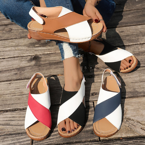 Damen Wedge-Pantoletten mit elegantem Kreuzriemen und rutschfester Sohle EB