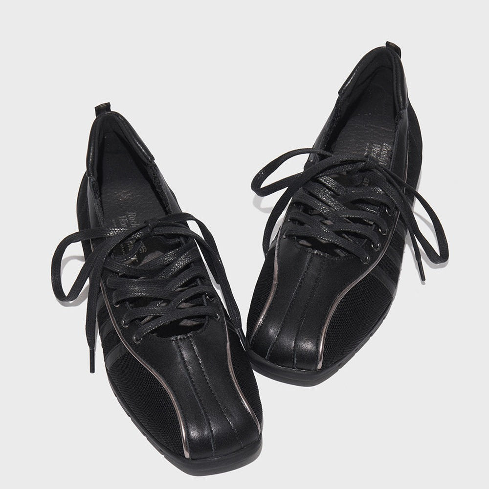 Damen Sportliche Sneakers im modernen Design mit atmungsaktiver Oberflächenstruktur EB