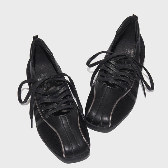 Damen Sportliche Sneakers im modernen Design mit atmungsaktiver Oberflächenstruktur EB