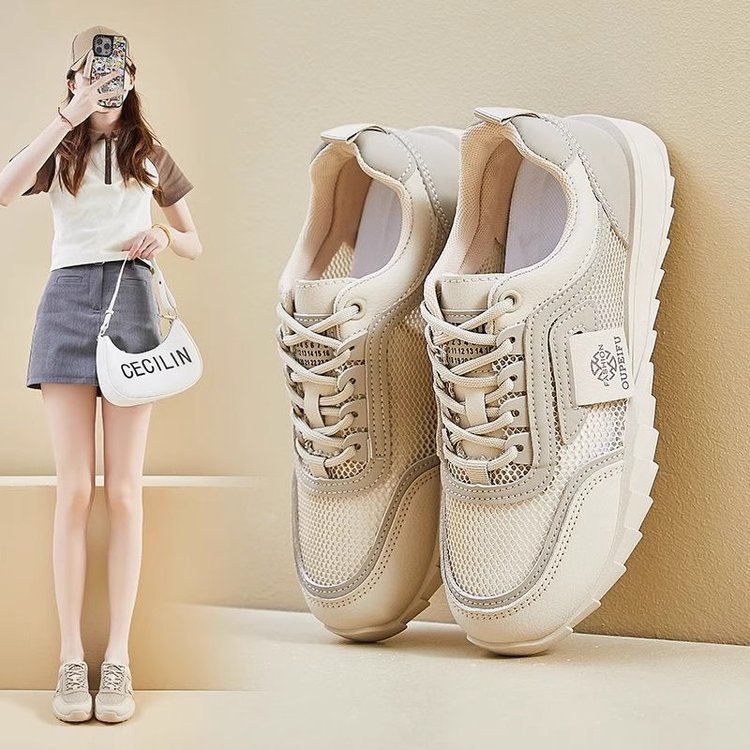 Damen Komfortable Sport-Sneaker mit atmungsaktive Obermaterial und robustem Sohlenprofil EB