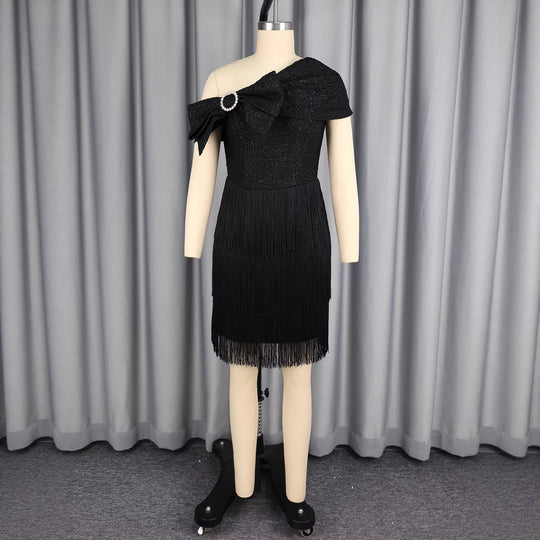Damen glamouröses Abendkleid mit Rüschen und Fransen EB