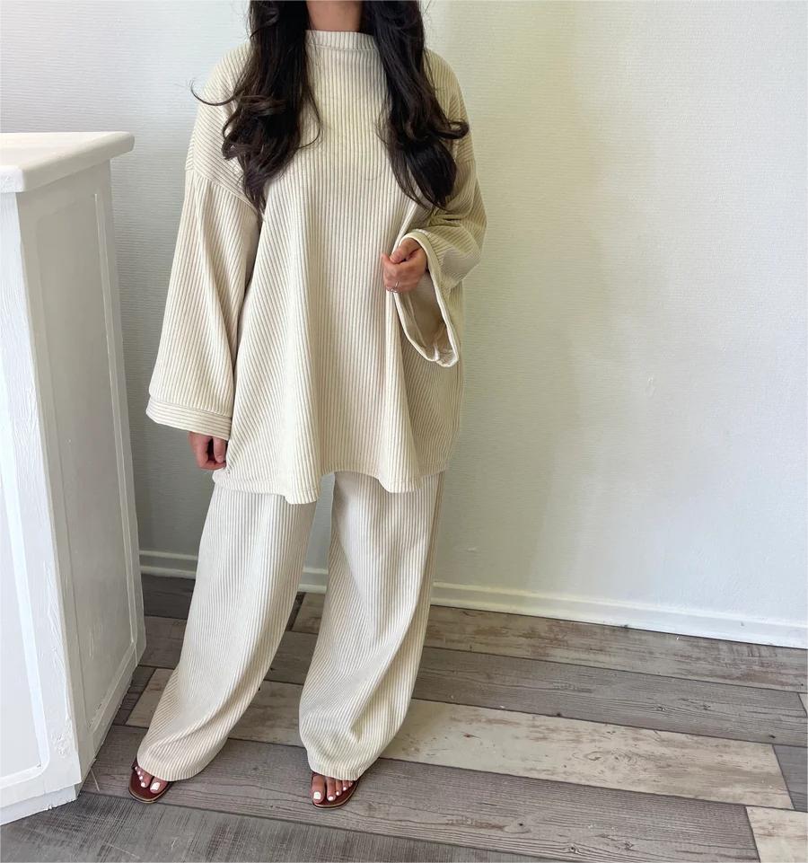 Damen Bequemes und stylisches Lounge-Set aus Rippstrick EB
