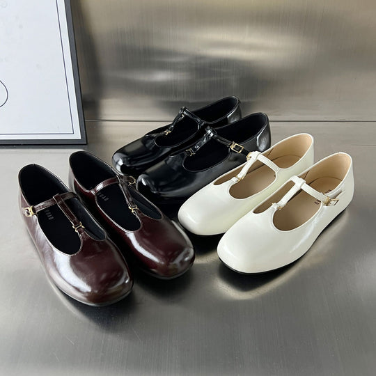Damen Elegante Ballerinas mit doppeltem Riemen und modischem Glanzleder EB