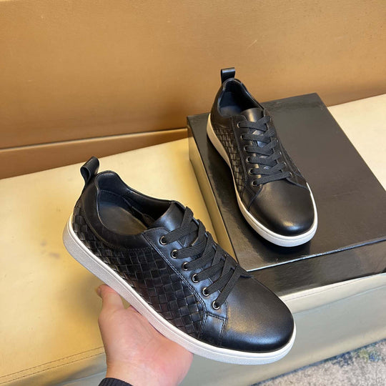 Damen Sportliche Sneakers mit strukturiertem Obermaterial und bequemer Dämpfung EB