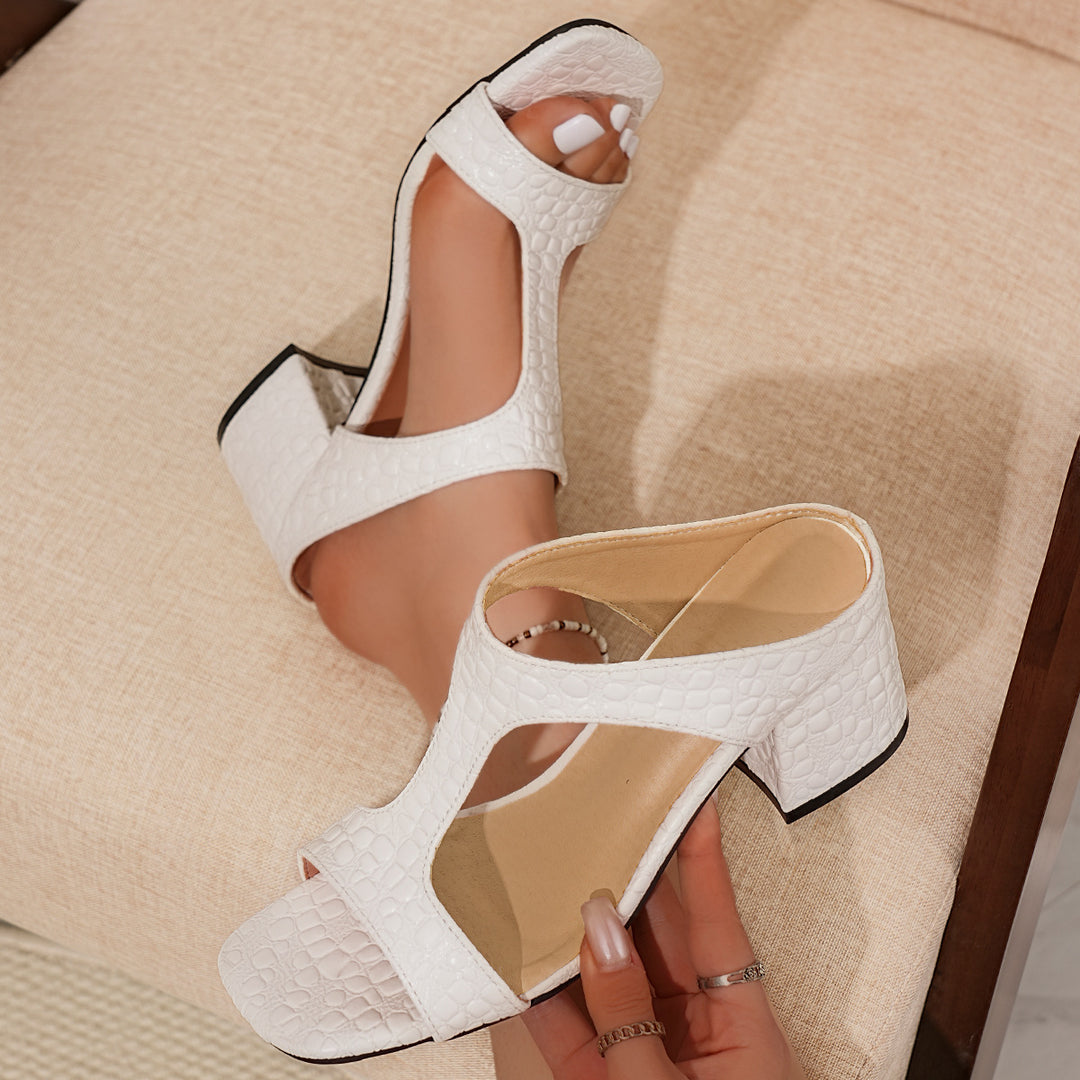 Damen Blockabsatz Sandalen mit elegantem Cut-Out-Design und strukturiertem Obermaterial EB