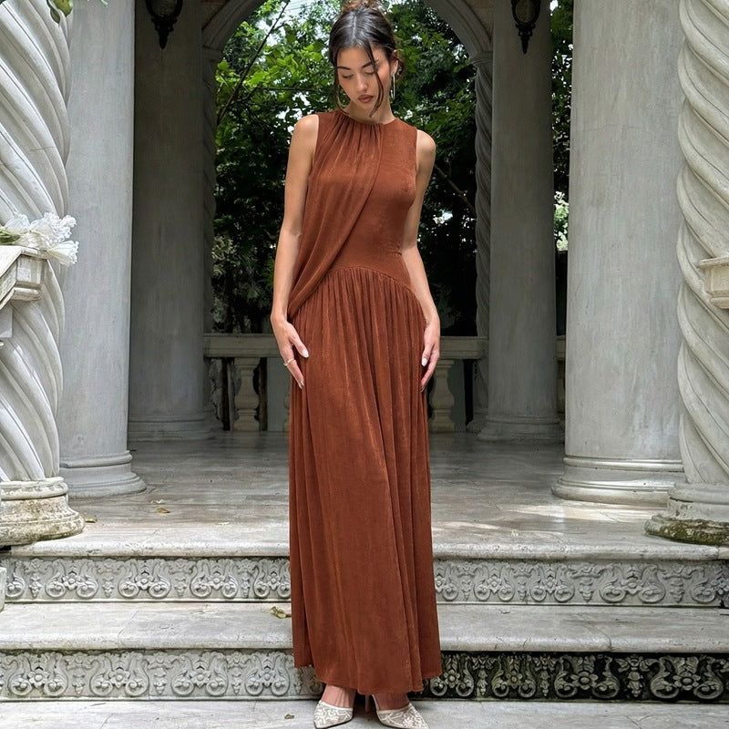 Damen Langes Kleid mit asymmetrischem Schnitt und raffiniertem Drapierungselement EB