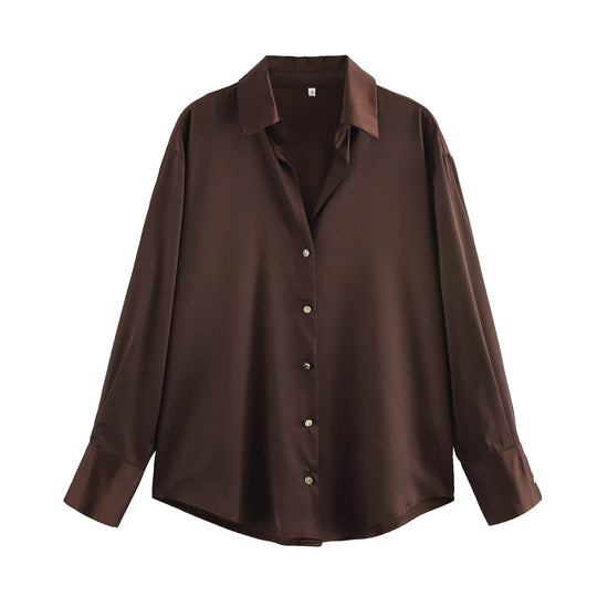 Damen nan oversized Satinbluse mit Hemdkragen, verlängerten Manschetten und abgerundetem Saum EB