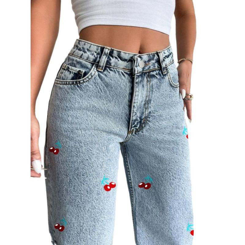Damen Weit geschnittene Jeans im fruchtigem Stickdesign EB