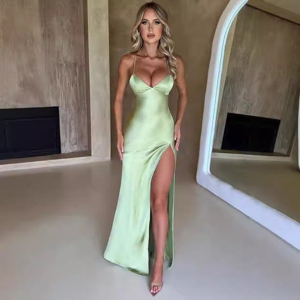 Damen Elegantes Maxikleid mit tiefem Schlitz und zarten Spaghettiträgern EB