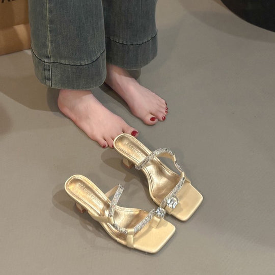 Damen elegante Riemchen-Sandalen mit funkelndem Akzent und komfortablem Absatz EB