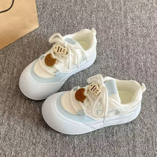 Damen Sneakers mit floralem Schnürdesign EB