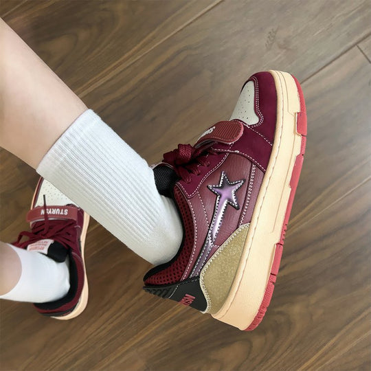 Damen Sportliche Sneakers mit strapazierfähigem Obermaterial und rutschfester Sohle EB
