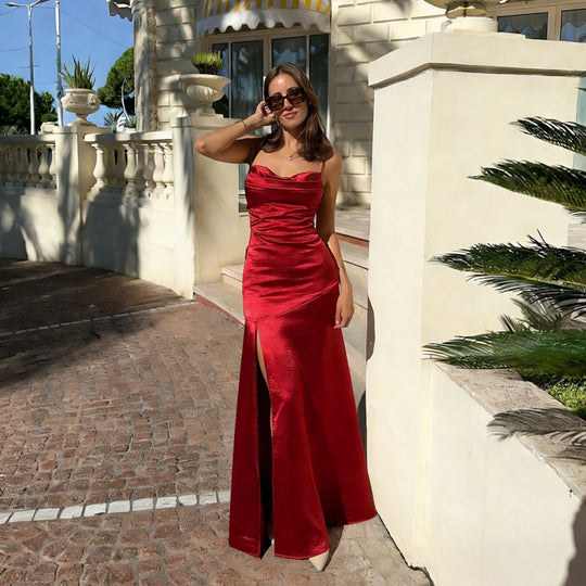 Damen Elegantes Abendkleid mit seitlichem Schlitz und gerafftem Design EB