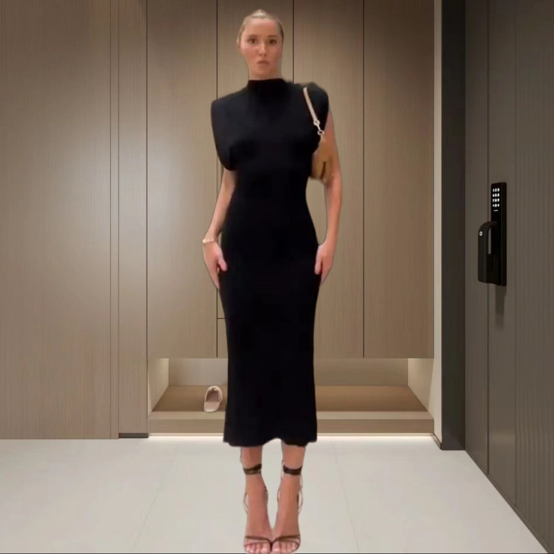 Damen Figurbetontes Maxikleid mit asymmetrischem Design und elegantem Halsschmuck EB