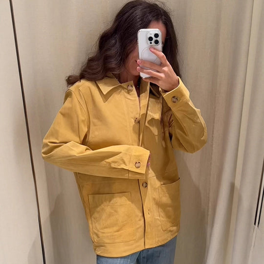 Damen modische Wildlederjacke mit praktischen Taschen EB