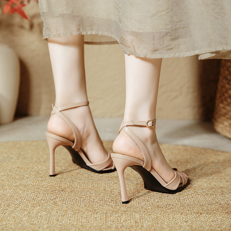 Damen Slingback High Heels mit verstellbarem Riemen und elegantem Design EB