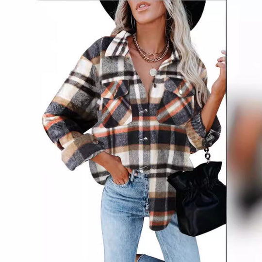 Damen Karobluse mit aufgesetzten Taschen und modernem Schnitt EB