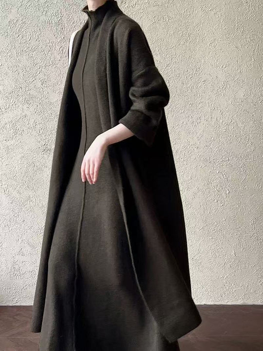 Damen Langer Strickmantel mit hohem Kragen und elegantem Schnitt EB