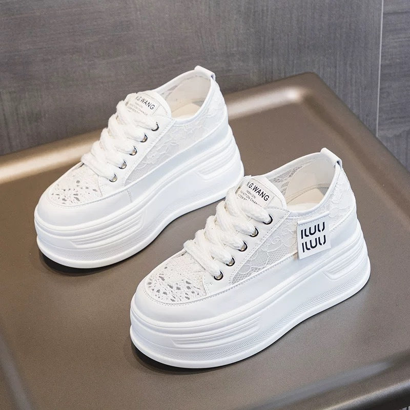 Damen Chunky Plateausneaker mit atmungsaktiver Mesh-Oberfläche und modischer Schnürung EB