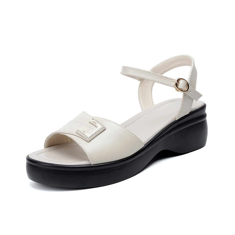 Damen Komfortable Plateau-Sandaletten mit verstellbarem Riemen und modischem Schmuckdetail EB