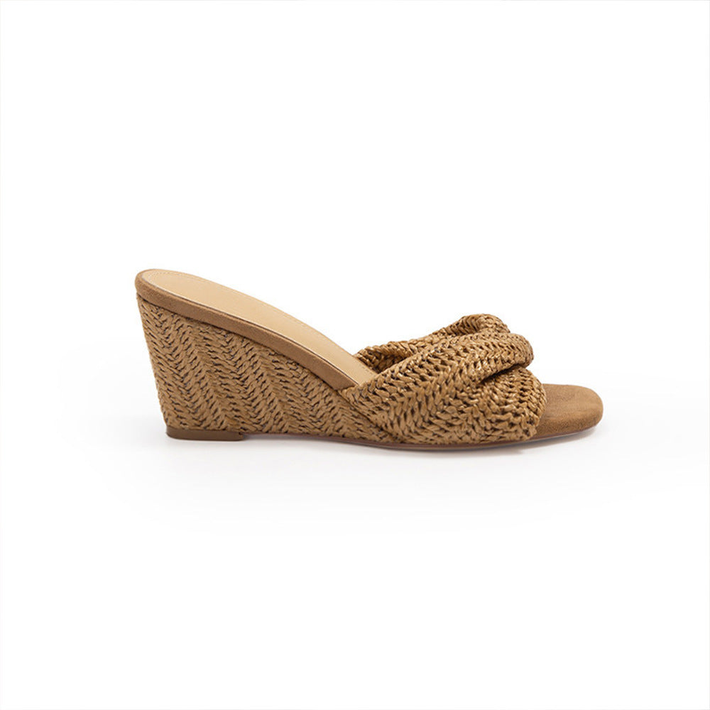 Damen Wedgesandalen mit kunstvoll geflochtenem Riemendesign und komfortablem Fußbett EB