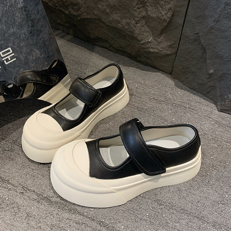 Damen Komfortable Slip-On Sneaker mit praktischem Klettverschluss EB