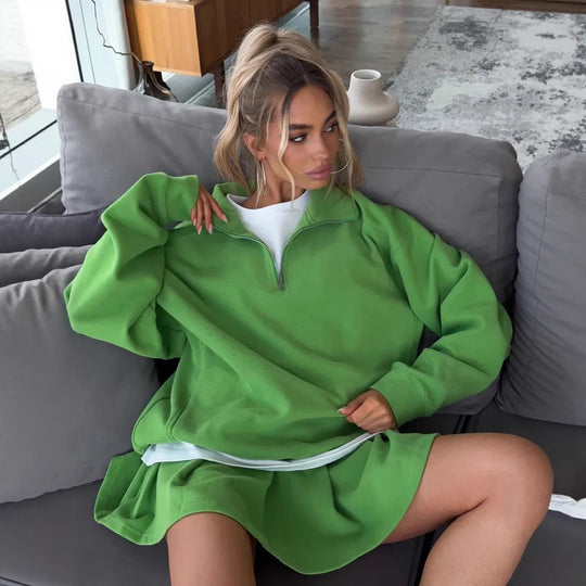 Damen Oversized Sweatkleid mit halbem Reißverschluss und Stehkragen Eichborn Berlin