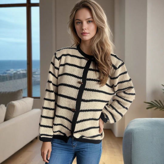 Damen gestreifte Strickjacke mit hochwertigen Holzknöpfen und rundem Ausschnitt EB