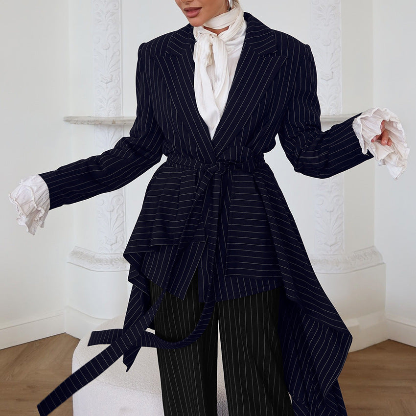 Damen Elegante taillierte Blazerjacke mit asymmetrischem Schnitt und Gürtel EB