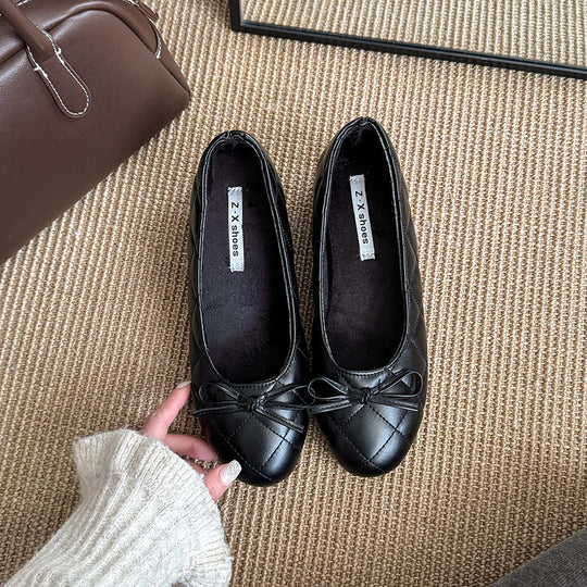 Damen Ballerinas mit modischem Riemen und eleganter Steppoptik EB
